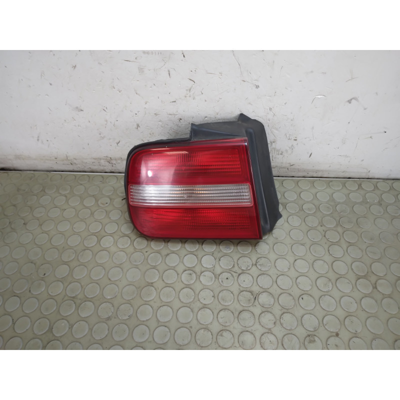 Fanale fanalino stop post esterno sx Lancia K dal 1994 al 2002 cod 7780143  1748589757838