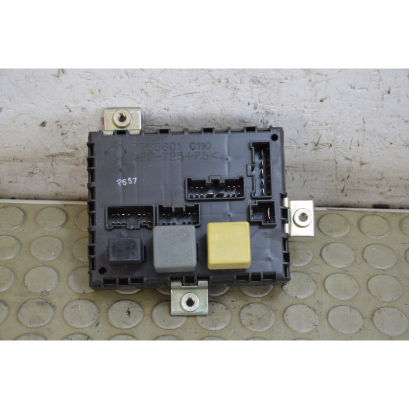 Centralina portafusibili Fiat Punto 176 dal 1993 al 1999 cod 7755601  1748610759497