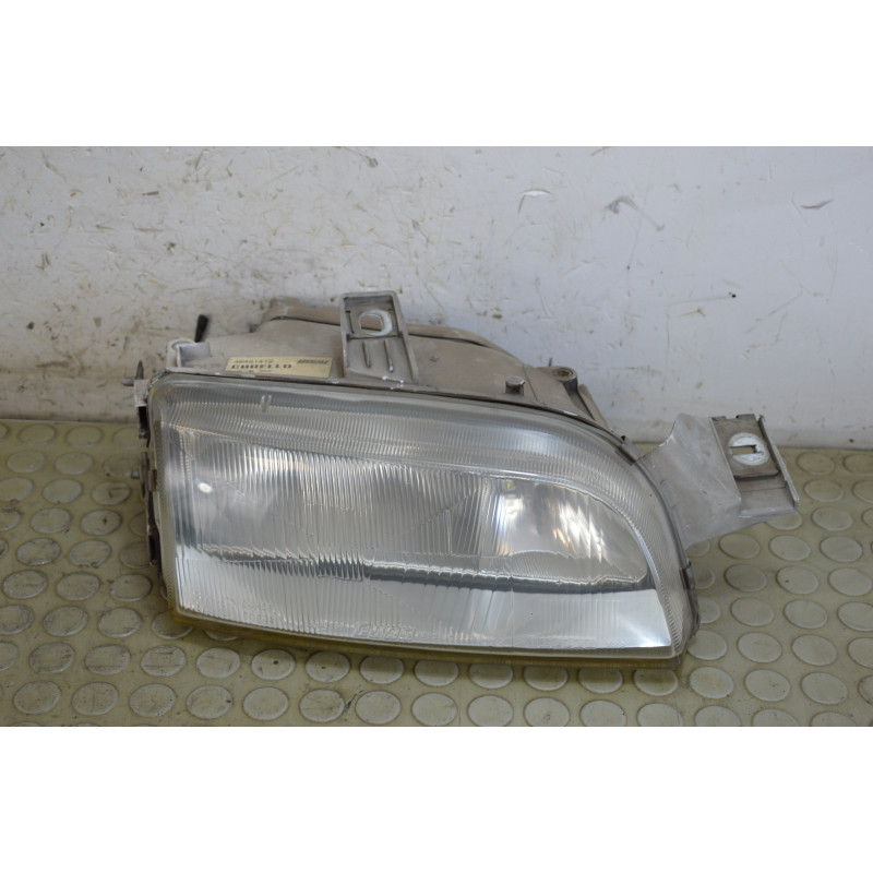 Faro fanale proiettore ant dx Fiat Punto 176 dal 1993 al 1999 cod 46481419  1748611311175