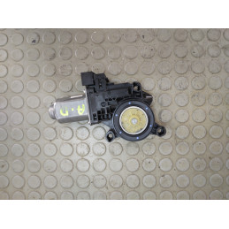 Motorino alzavetro ant dx Vw Polo 9N IV serie dal 2005 al 2009 cod 6q2959801E  1748944651030