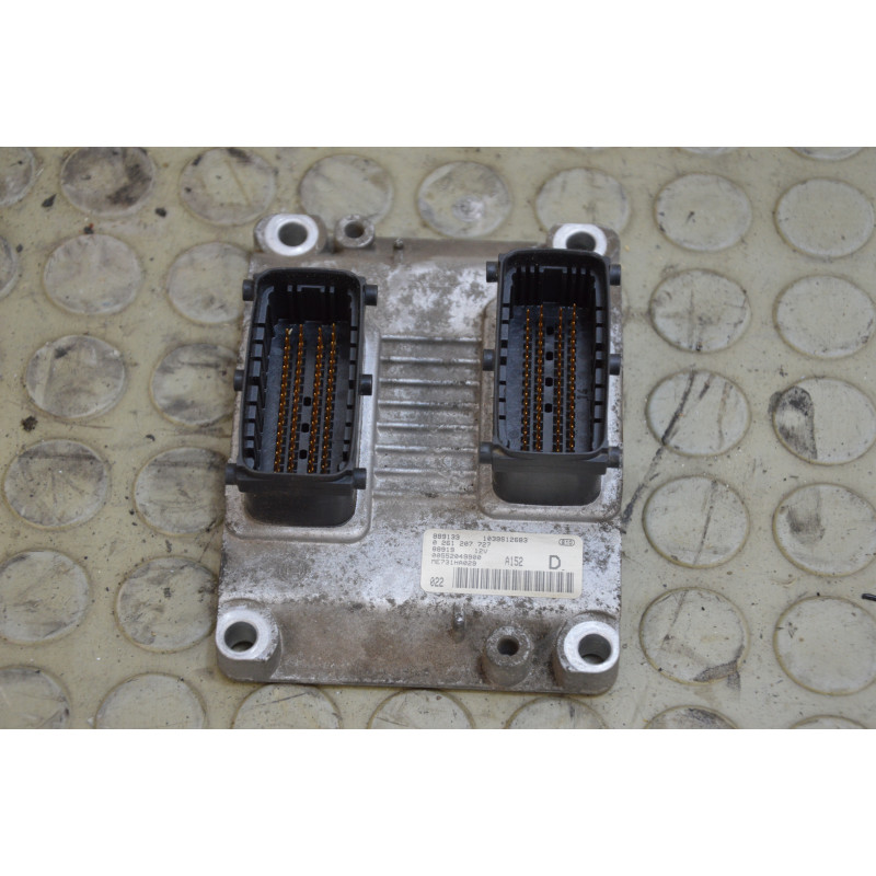 Centralina motore Alfa Romeo 147 1.6 b dal 2000 al 2006 cod 0261207727 00552049900  1749042640315