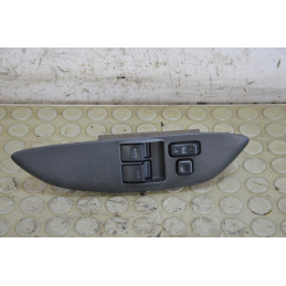 Pulsantiera alzavetro ant sx Toyota Yaris dal 1999 al 2004 cod 848200D040  1749121208245