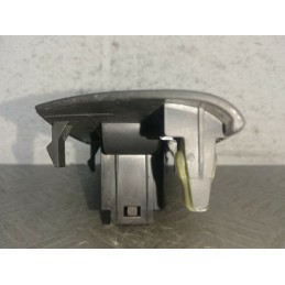 PULSANTE ALZAVETRI ALZACRISTALLI ANT.DX TOYOTA COROLLA DAL 2000 AL 2007  2400000042020
