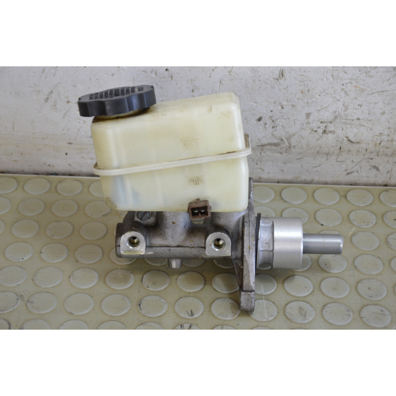 Pompa freni con vaschetta Hyundai Atos Prime dal 1999 al 2008 cod bm1110335  1749635151808