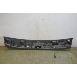 Modanatura maniglia inferiore portellone posteriore Lancia Musa dal 2007 al 2011 cod 735435472  1749716718241