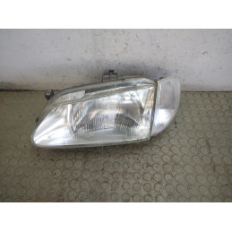 Faro fanale proiettore ant sx Renault Megane Scemic dal 1999 al 2003 cod 260605784R  1749802868539
