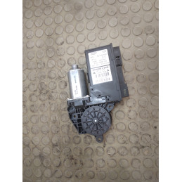 Motorini alzavetro ant dx Audi A4 8E B7 Avant dal 2004 al 2008 cod 8e1959802h  1749822226852