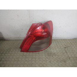 Fanale fanalino stop post dx Toyota Yaris II serie dal 2005 al 2012 cod 815510D251  1750146564292