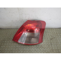 Fanale fanalino stop post dx Toyota Yaris II serie dal 2005 al 2012 cod 815510D251  1750146564292