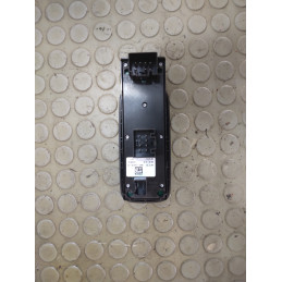 Pulsantiera alzavetro ant sx Ford Fiesta VI serie dal 2008 al 2013 cod 8a6t-14a132-cc  1750767673014