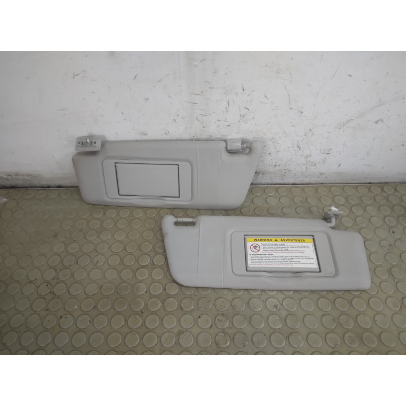 Coppia aletta parasole Mercedes Classe C w203 sw dal 2005 al 2007 cod A20381011107D52  1751633534217
