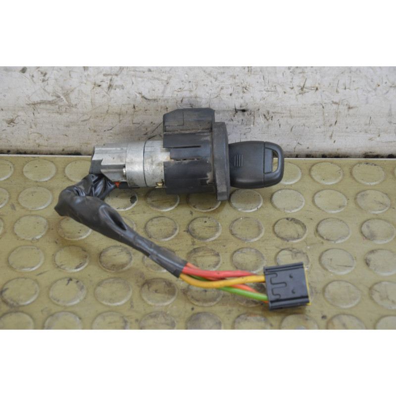 Blocchetto accensione con chiave Renault Clio II serie dal 2001 al 2006 cod 7701471220  1752231724635