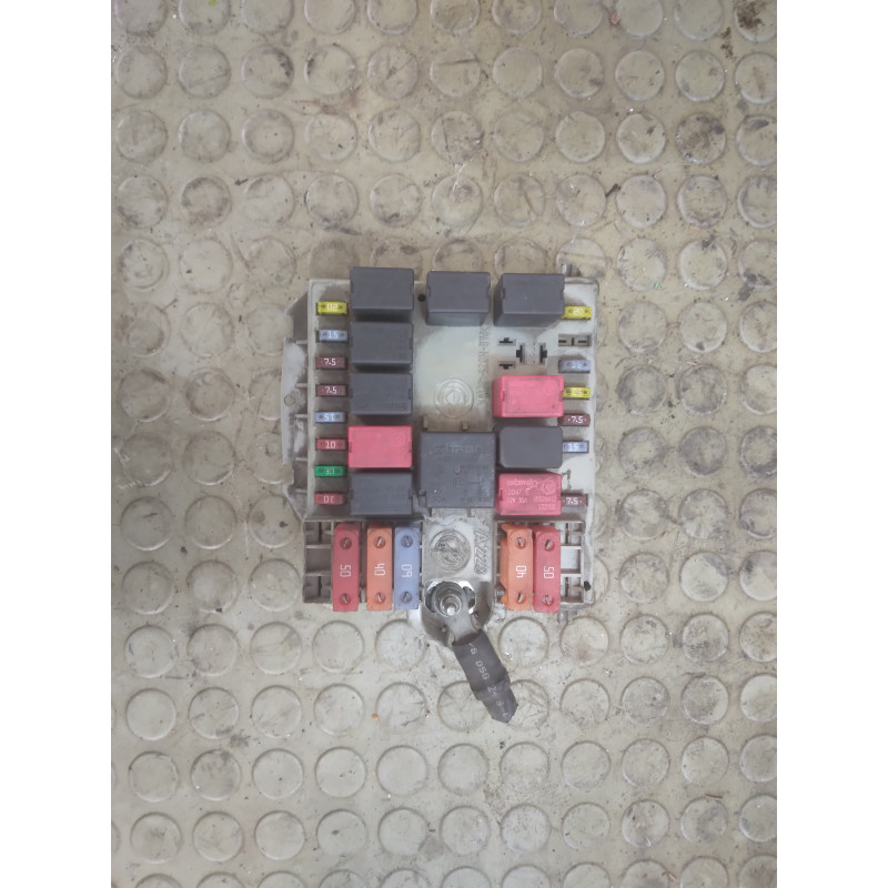 Centralina portafusibili Alfa Romeo GT dal 2003 al 2011 cod 51742420  1752575940845