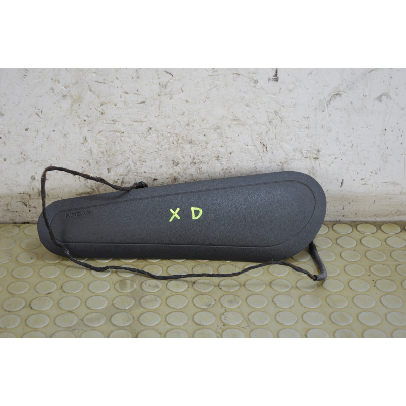 Airbag sedile at dx Audi A2 dal 2000 al 2006 cod 8z0880242  1753446726780
