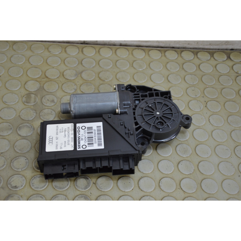 Motorino alzavetro ant dx Audi A2 dal 2000 al 2006 cod 8z1959802a  1753447590267