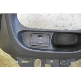 Modanatura inferiore presa aux usb Fiat 500L dal 2012 al 2018 cod 51892477  1754316384345