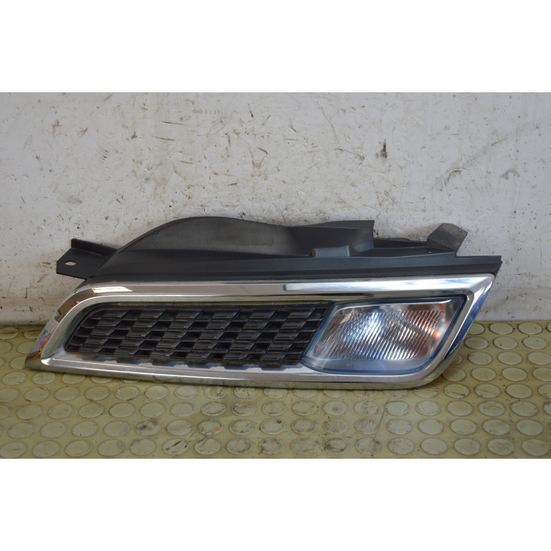 Freccia griglia radiatore ant sx Nissan Micra K12 dal 2002 al 2010 cod 62332bg00a  1756995767648