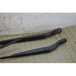 Coppia braccetti tergicristalli dx sx Peugeot 208 dal 2019 al 2023 cod 9822931680 9822931880  1758185510935