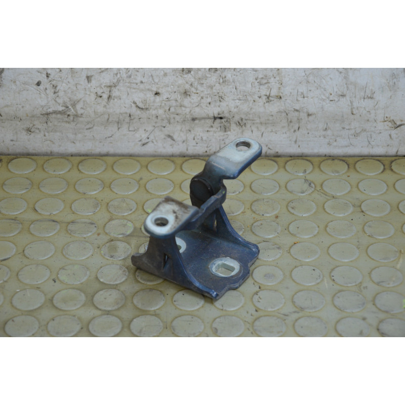 Cerniera sportello inferiore post dx Opel Meriva B dal 2010 al 2017 cod 13280713  1758545551066