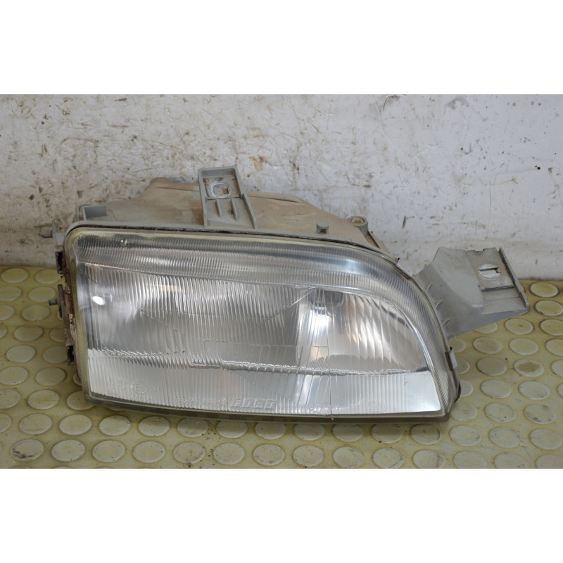 Faro fanale proiettore ant dx Fiat Punto 176 dal 1993 al 1999 cod 46402649  1758802625387