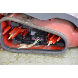 Fanale fanalino stop post dx Peugeot 106 dal 1996 al 2004 cod 6351G6  1759757436721