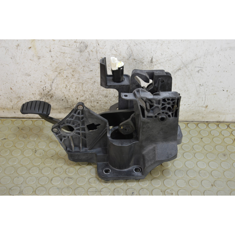 Pedale freno Renault Twingo 1.0 Sce dal 2014 al 2019 cod 8201213227  1760627405952