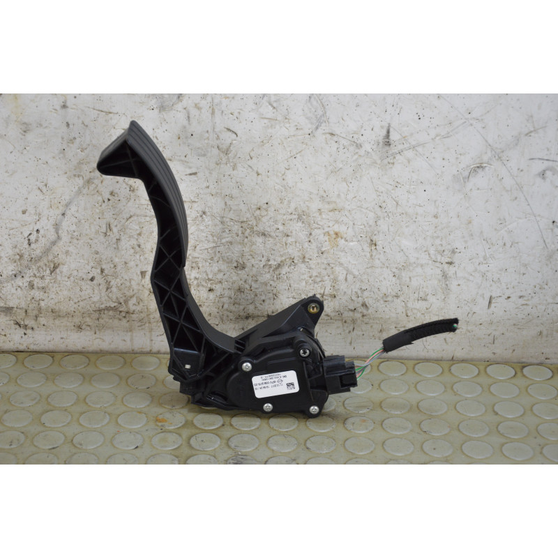 Pedale acceleratore Renault Twingo dal 2014 al 2019 cod a4532900800 180023357r  1760695878856