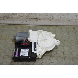 Motorino alzavetro ant dx Audi A3 8P dal 2003 al 2010 cod 8p0959802  1761296843199