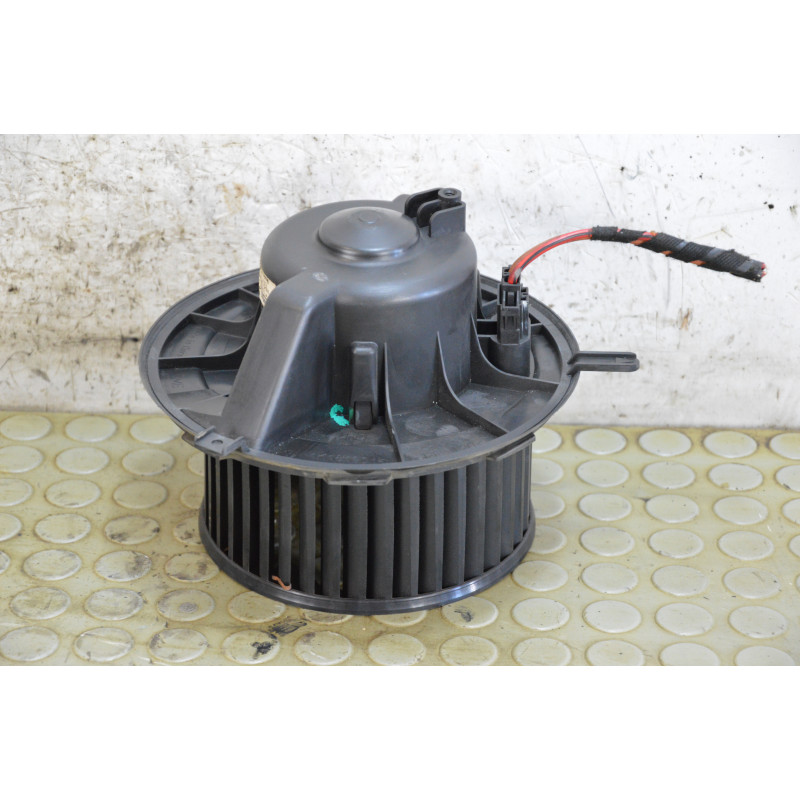 Ventola riscaldamento abitacolo Vw Golf V Variant dal 2007 al 2010 cod 1k1819015  1761661310387