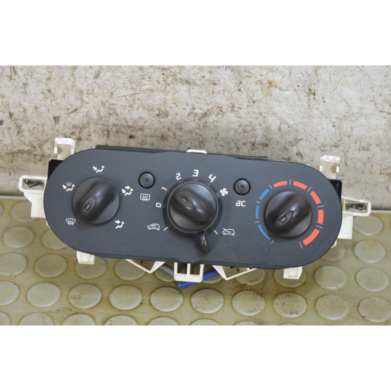 Centralina comando aria clima Renault Twingo dal 2007 al 2014 cod 7701067954  1761832646970