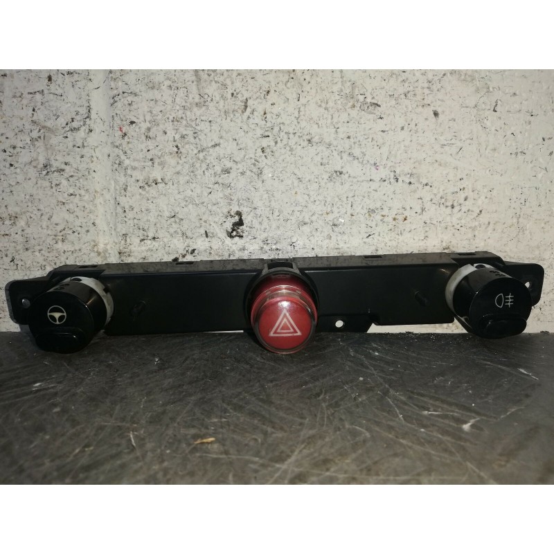 PULSANTIERA CENTRALE QUATTRO FRECCE FIAT 500 DEL 2008 COD. 735451107  2400000047254