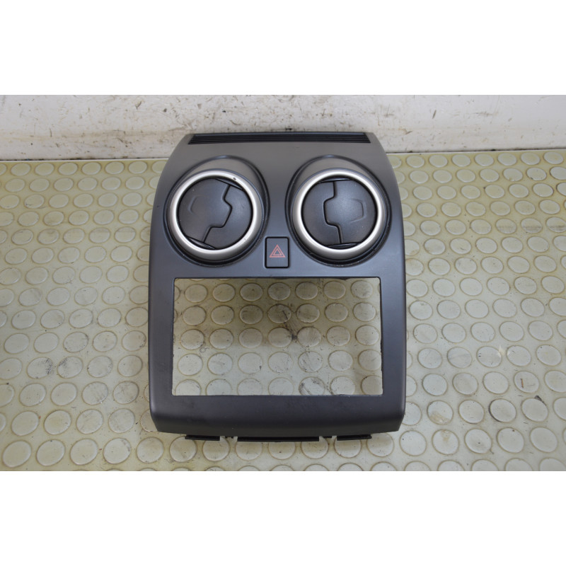 Bocchetta aria areazione centrale Nissan Qashqai J10 dal 2010 al 2014 cod 10381a77100  1762773584833