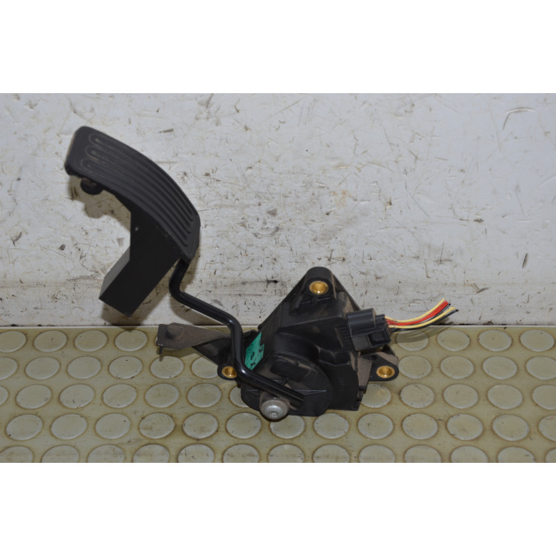 Pedale acceleratore Nissan Qashqai J10 dal 2010 al 2014 cod 18002BR65B  1762784689398