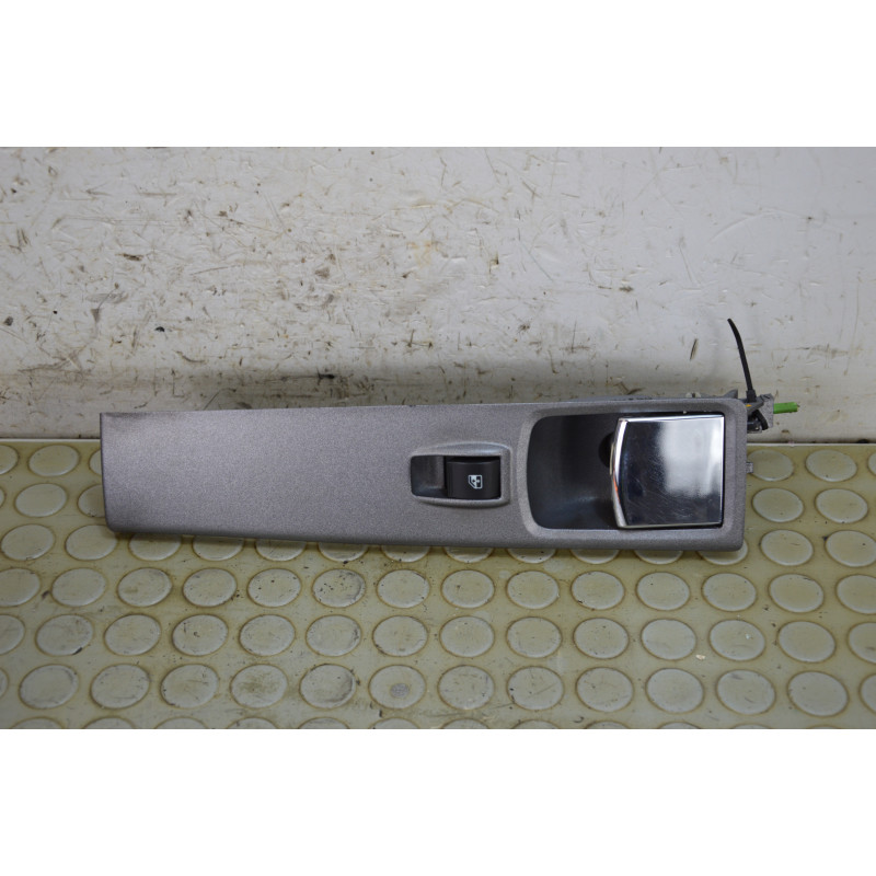 Pulsantiera alzavetro ant dx Lancia Musa dal 2007 al 2011 cod 735453196  1763978826506