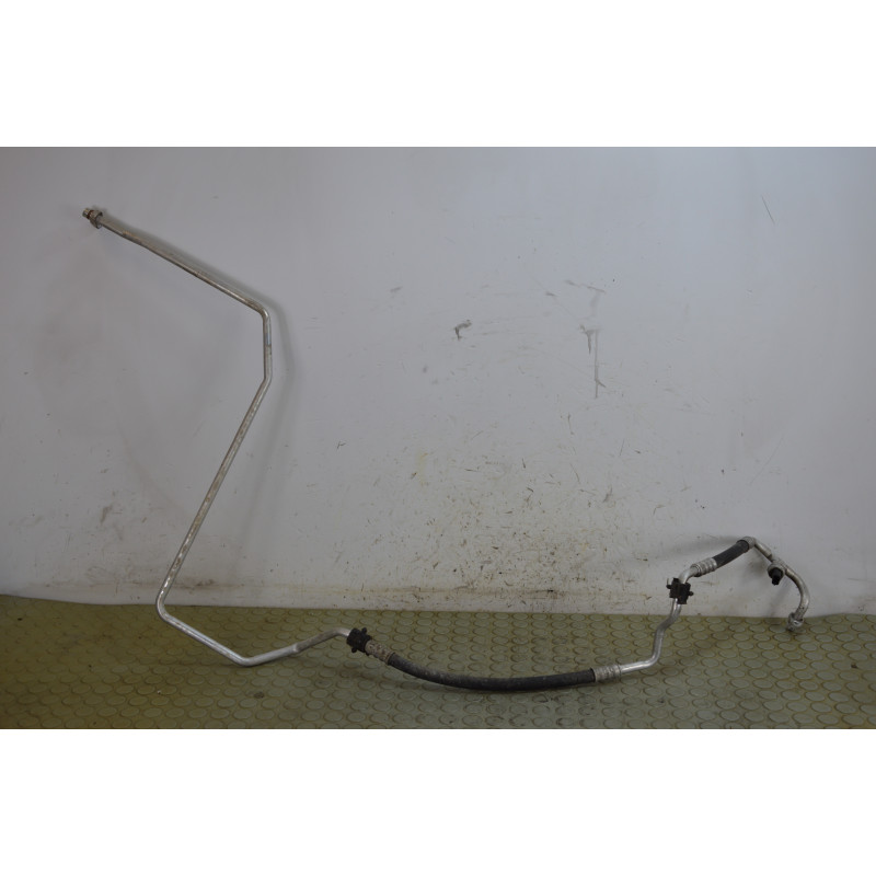 Tubo aria condizionata Renault Twingo dal 2014 al 2019 cod 924904561R  1764001956535