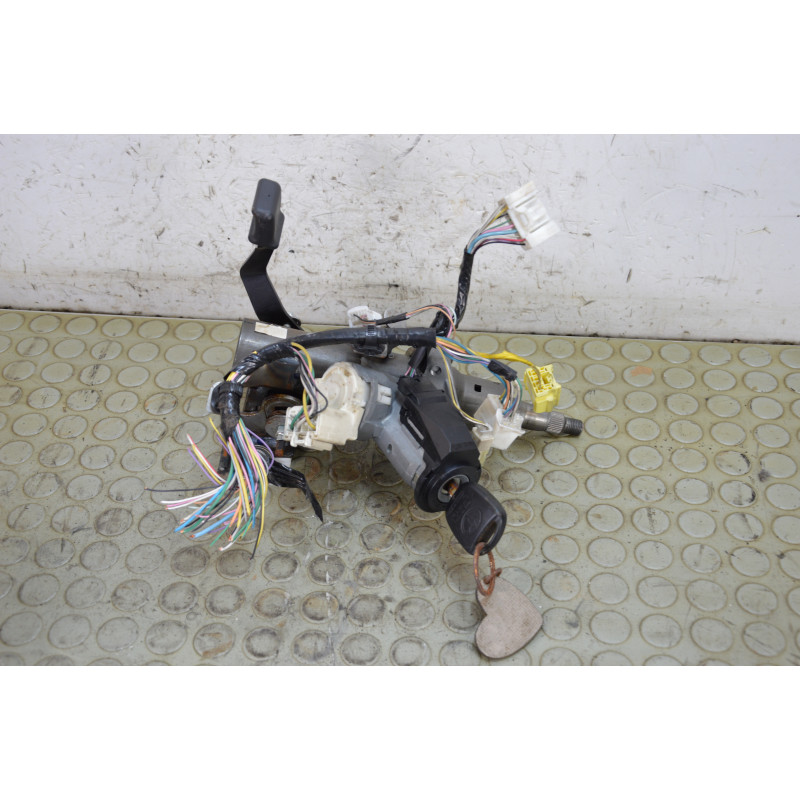 Piantone sterzo con blocchetto e chiave Toyota Yaris dal 2005 al 2011 cod 450200D030  1764682116150
