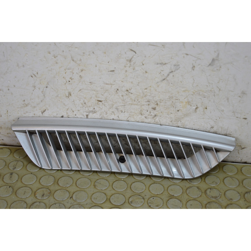 Griglia sottoparabrezza dx Smart Fortwo W450 dal 1997 al 2007 cod 0001696  1764843426838