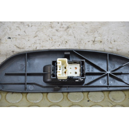 Pulsantiera alzavetro ant dx Toyota Yaris dal 1999 al 2004 cod 848100D010  1764861506741