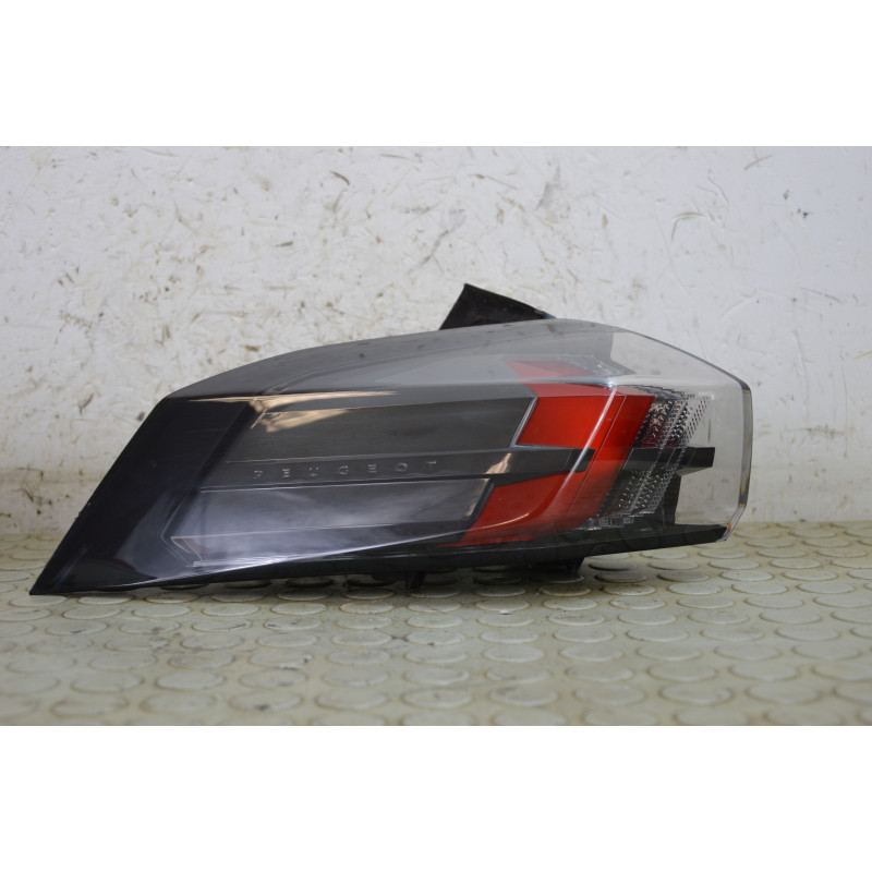 Fanale fanalino led stop post sx Peugeot 2008 dal 2019 al 2024 cod 9838190580  1765541134315