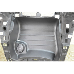 Cassetto vano portaoggetti inferiore con accendisigari Peugeot 2008 dal 2019 al 2024 cod 98301401ZD  1765798240593