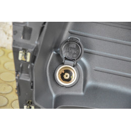 Cassetto vano portaoggetti inferiore con accendisigari Peugeot 2008 dal 2019 al 2024 cod 98301401ZD  1765798240593