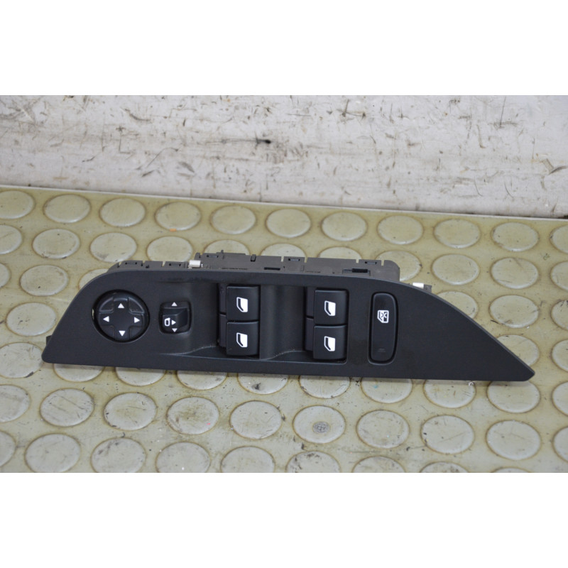 Pulsantiera alzavetro ant sx Peugeot 2008 dal 2019 al 2024 cod 96788264ZD  1765893893489