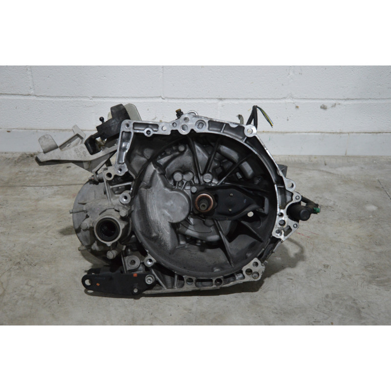 Cambio manuale 6 marce Peugeot 2008 1.2 b dal 2019 al 2024 cod 9811243810  1765896821984