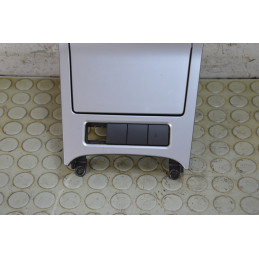 Cassetto portaoggetti inferiore posacenere Vw Golf V dal 2003 al 2009  1766136486079