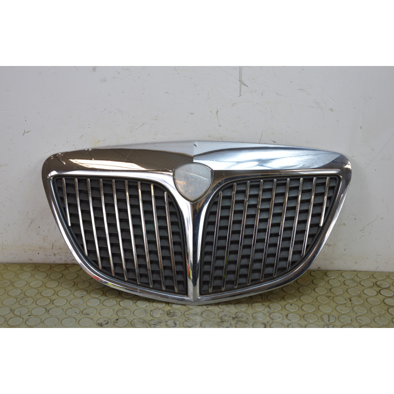 Mascherina griglia presa d aria ant Lancia Ypsilon dal 2006 al 2011 cod 735349457  1766502215463