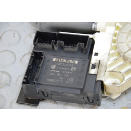 Motorino alzavetro ant dx Vw Passat 3C Variant dal 2005 al 2010 cod 1k0959792l 1k0959702p  1768400938857