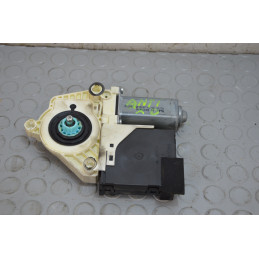 Motorino alzavetro ant dx Vw Passat 3C Variant dal 2005 al 2010 cod 1k0959792l 1k0959702p  1768400938857