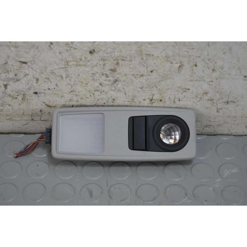 Plafoniera luce di cortesia post sx Bmw X1 E84 dal 2009 al 2015 cod 9216611  1769600414400