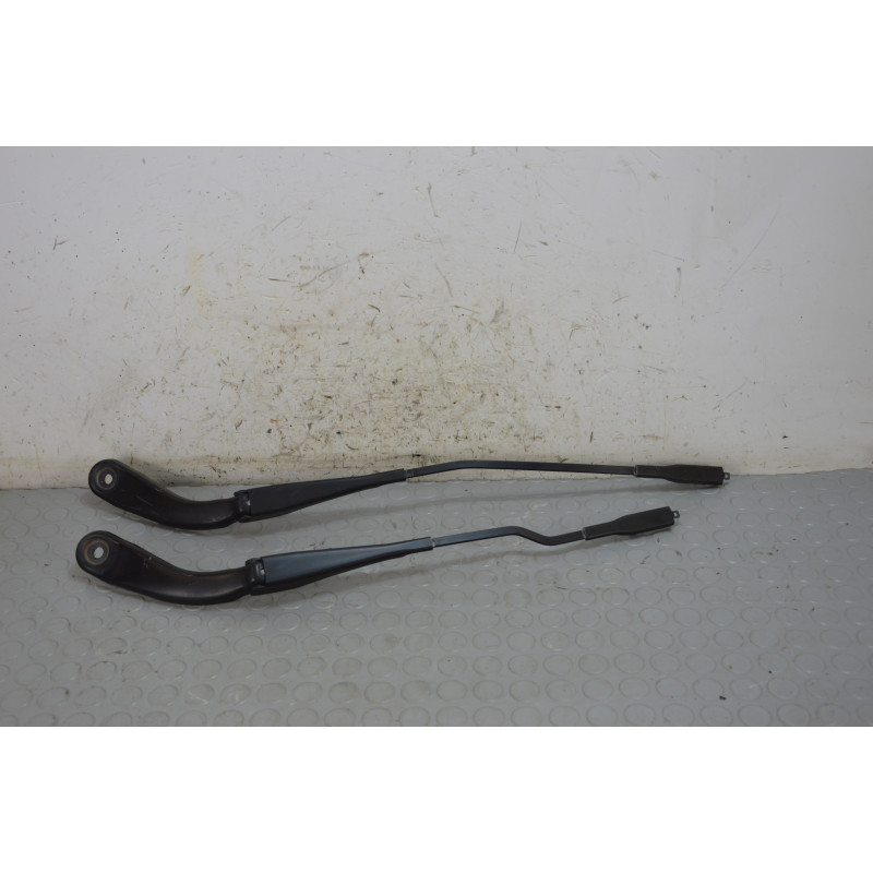 Coppia braccetti tergicristallo dx sx Bmw Serie 1 F20 dal 2011 al 2015 cod 61617239519 61617239520  1769609447362