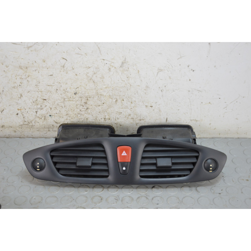 Bocchetta aria areazione centrale Renault Scenic dal 2009 al 2013 cod 682600031r  1770109231870